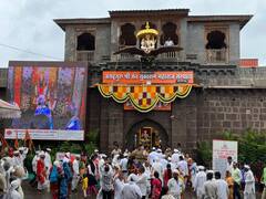 Ashadhi Wari 2022: रिमझिम पाऊस अन् टाळ-मृदुंगावर धरला वारकऱ्यांनी ठेका, पहा फोटो