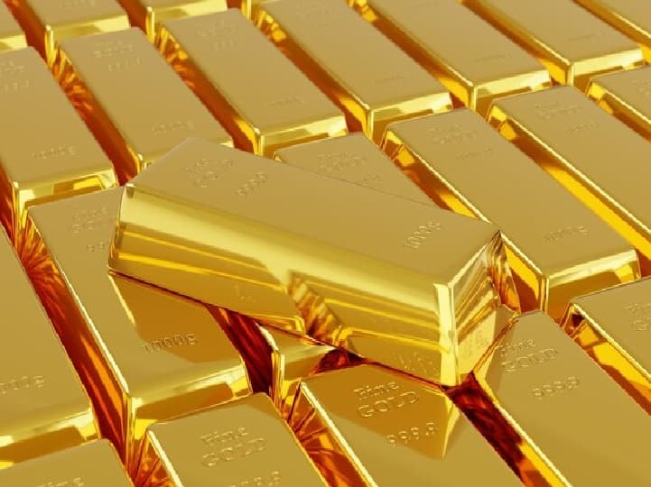 gold rate today gold and silver price in on 4 july 2022 gold rate and silver rate slightly hike today marathi news Gold Rate Today : सोन्याच्या किमतीत किरकोळ वाढ; जाणून घ्या 10 ग्रॅम सोन्याचे दर