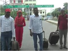 Agnipath Protest: अग्निपथ विरोध के चलते ट्रेन कैंसिल होने से बढ़ी लोगों की समस्या, टूट रहीं उम्मीदें