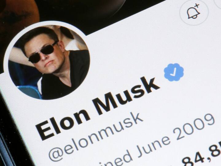 Elon Musk Twitter crypto payment integrate takeover bid hands on meeting employees Twitter Will Integrate Crypto Payments If Takeover Bid Is Successful, Elon Musk Hints