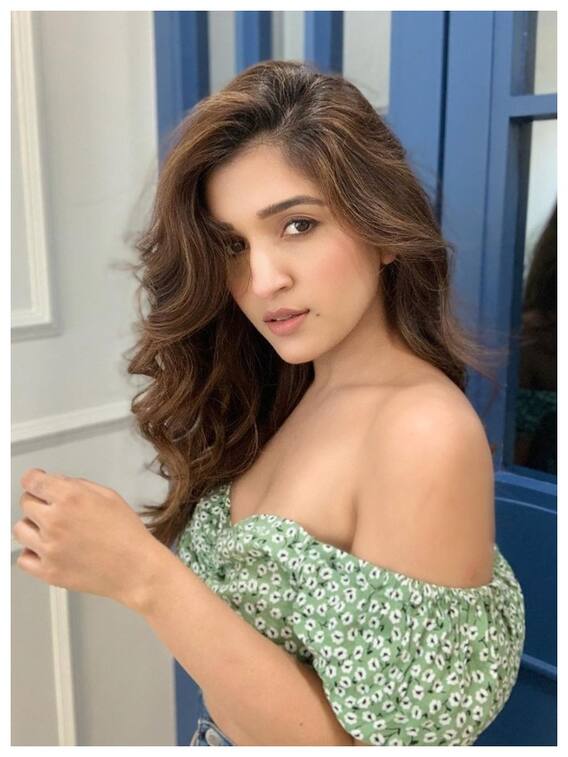 'अनुपमा' की किंजल का ग्लैमरस अवतार