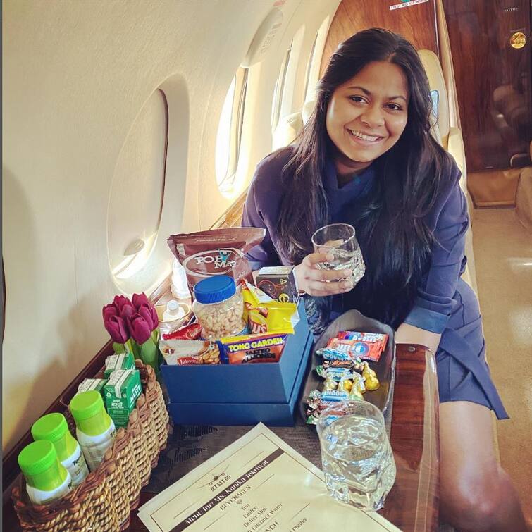 At the age of 32, Kanika Tekriwal owns 10 private jets Kanika Tekriwal: એક સમયે કેન્સર સામે લડતી ભારતની આ યુવતી આજે 10 પ્રાઈવેટ જેટની છે માલિક