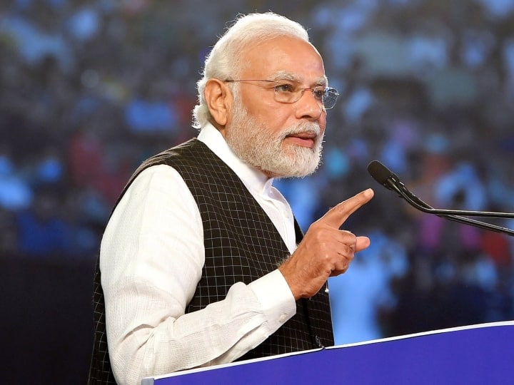 Congress leader made controversial remarks on PM Modi here is the reaction of BJP Subodh Kant Sahay Controversial Remark: कांग्रेस नेता ने पीएम मोदी पर की विवादित टिप्पणी, बीजेपी ने किया तीखा पलटवार