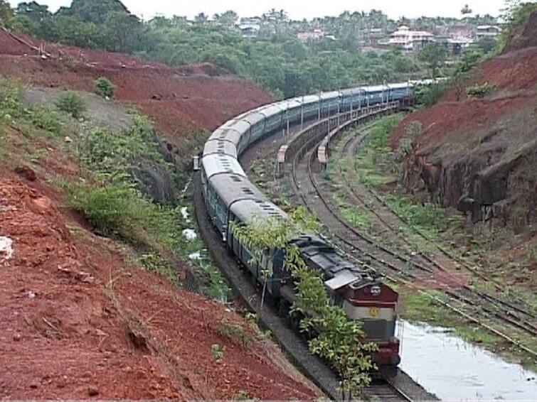 konkan railway PM Modi to dedicate to nation Konkan Railway electrified network today Konkan Railway : कोकण रेल्वे सुस्साट धावणार, 100 टक्के विद्युतीकरण; PM मोदींच्या हस्ते आज लोकार्पण