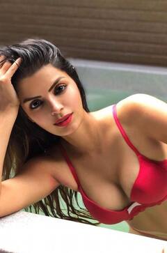 In Pics : सोनाली राऊतचा हॉट अवतार; चाहते म्हणतात, सुंदरा अवतरली! बोल्डनेस पाहाच...