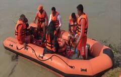 Photos: આસામમાં પૂરને કારણે ભયાનક સ્થિતિ, સેનાએ 4 દિવસમાં 4500થી વધુ લોકોને બચાવ્યા, તસવીરોમાં જુઓ તબાહીનાં દ્રશ્યો