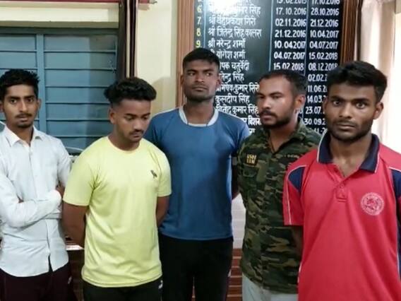 Agnipath Protest: सहारनपुर में हिंसक प्रदर्शन की तैयारी कर रहे उपद्रवियों की कोशिशें नाकाम, पुलिस ने 5 को किया गिरफ्तार Agnipath Protest: सहारनपुर में हिंसक प्रदर्शन की तैयारी कर रहे उपद्रवियों की कोशिशें नाकाम, पुलिस ने 5 को किया गिरफ्तार