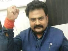 FIR on Guru Rehman: 'दक्षिणा' लेकर 'अफसर' बनाने वाले गुरु रहमान के कोचिंग और घर पर रेड, अग्निपथ पर कही थी ये बात