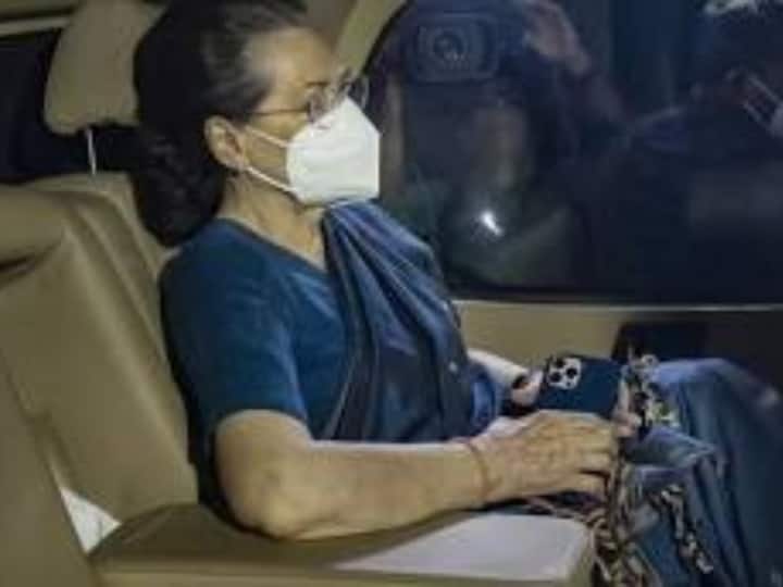 Sonia Gandhi Discharged From Hospital, Faces ED Probe On June 23 Sonia Gandhi Discharged: గంగారామ్ ఆసుపత్రి నుంచి సోనియాగాంధీ డిశ్చార్జ్- జూన్ 23న ఈడీ విచారణ