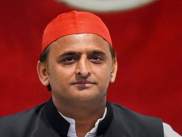 Azamgarh by-election Kalpnath Paswan joined bjp Keshav prasad maurya was present Azamgarh By-election: आजमगढ़ उपचुनाव की वोटिंग से पहले सपा को बड़ा झटका, ये दिग्गज नेता BJP में शामिल