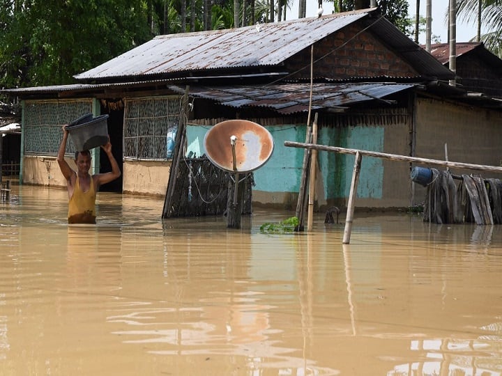 Assam Flood Fury 11 Killed Floods Landslides In 24 Hours Amit Shah Dials CM Himanta Biswa Sarma Assam Flood Fury: 11 Killed In 24 Hours, Nearly 43 Lakh People Affected