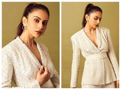 Rakul Preet Singh Pics: व्हाइट डीप नेक ड्रेस में रकुल प्रीत सिंह का दिखा ग्लैमरस अवतार, अदाएं देख आप भी हो जाएंगे दीवाने