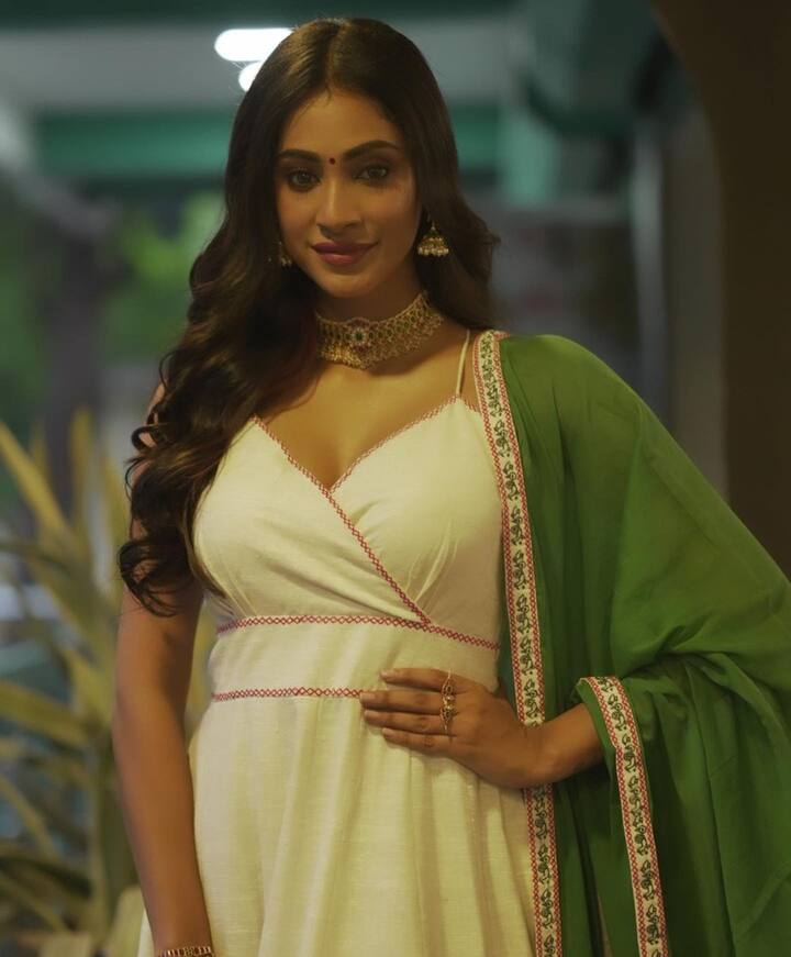 நேரா டூயட் பாட வாயேன்ம்மா