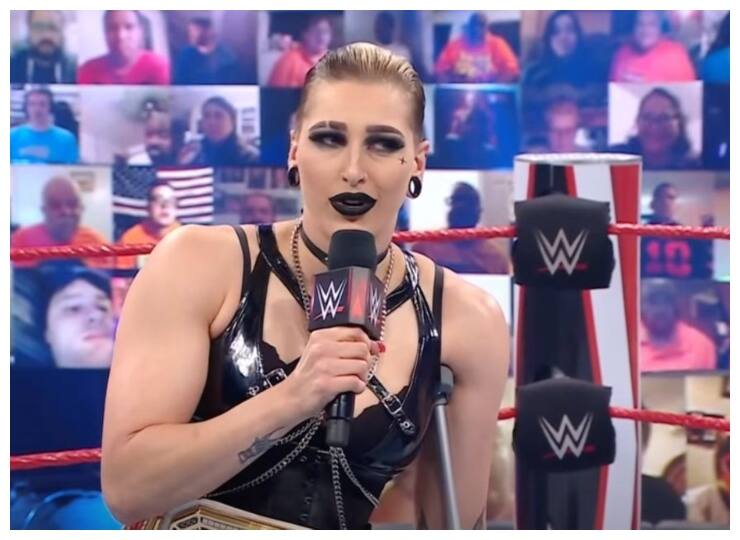 Rhea Ripley out of Money in the Bank 2022 Bianca Belair Belair defend title against Carmella Money in the Bank में होने वाले टाइटल मैच को लेकर WWE ने किया बड़ा बदलाव, ये सुपरस्टार हुई बाहर