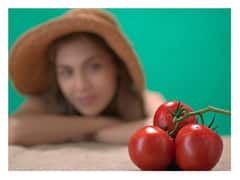 Healthy Food: लंबे समय तक जवां रहना है तो रोज खाएं टमाटर, जानिए फायदे