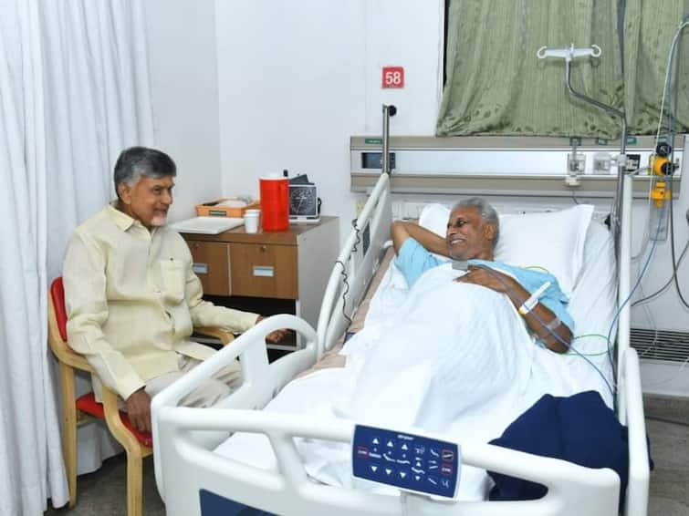 Chandrababu visited Daggubati Venkateswara Rao who was receiving treatment at Apollo Hospital. Chandrababu Visits Daggubati :  దగ్గుబాటికి స్టెంట్ - పరామర్శించిన చంద్రబాబు !