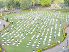 International Yoga Day: जगप्रसिद्ध वेरूळ लेणीसमोर 'योगा उत्सवा'चे आयोजन