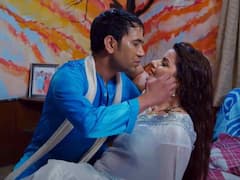 Nirahua का रोमांटिक मूड देख Madhu Sharma का पिघला दिल, वीडियो वायरल