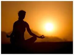 Yoga Day 2022 : फक्त सकाळीच नाही तर संध्याकाळीही योग करता येतो; मिळतात अनेक फायदे