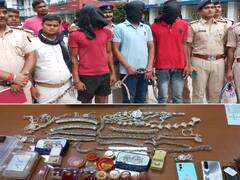 Gopalganj News: ज्‍वेलरी शॉप लूटकांड में तीन अपराधी गिरफ्तार, दो कट्टा, तीन बाइक और लूट के आभूषण बरामद