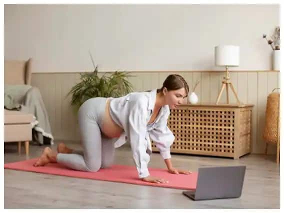 Yoga in pregnancy: If you are doing yoga during pregnancy, then keep these things in mind before being careful