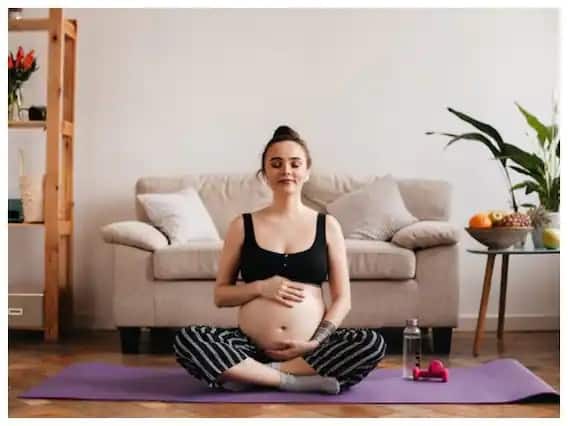 Yoga in pregnancy: If you are doing yoga during pregnancy, then keep these things in mind before being careful