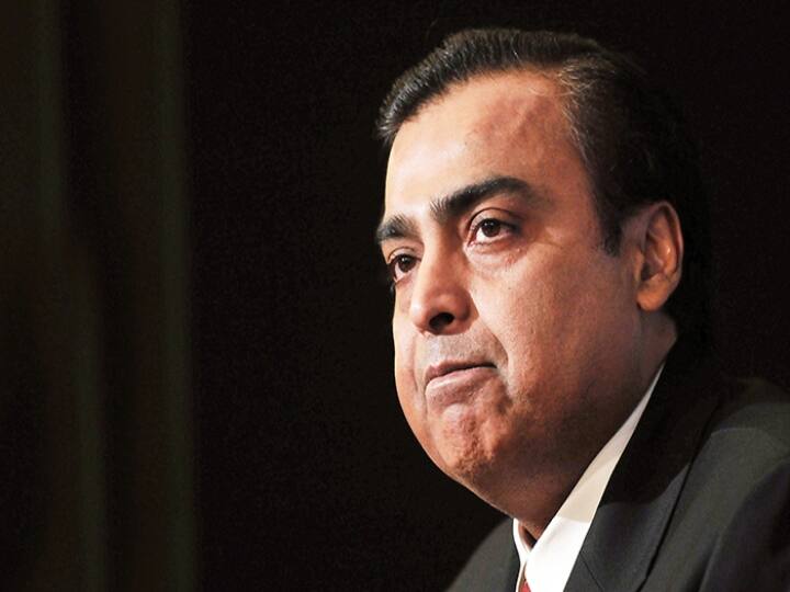 India fines Reliance for not promptly disclosing 2020 Facebook deal விதிமுறை மீறல் ! ரிலையன்ஸ் நிறுவனத்திற்கு 30 லட்சம் அபராதம்! SEBI அதிரடி!