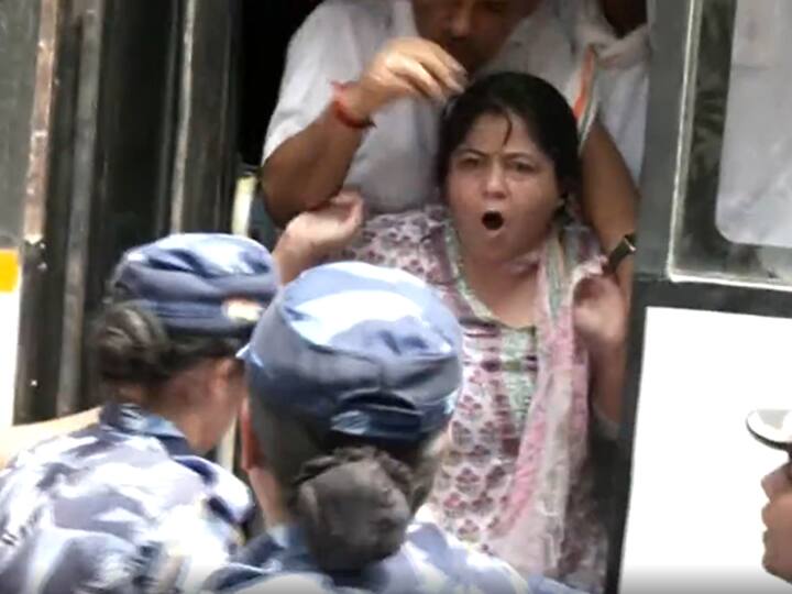 Mahila Congress Chief Spits On Cops Amid Protests Over Ed Summons To Rahul Gandhi Video Viral