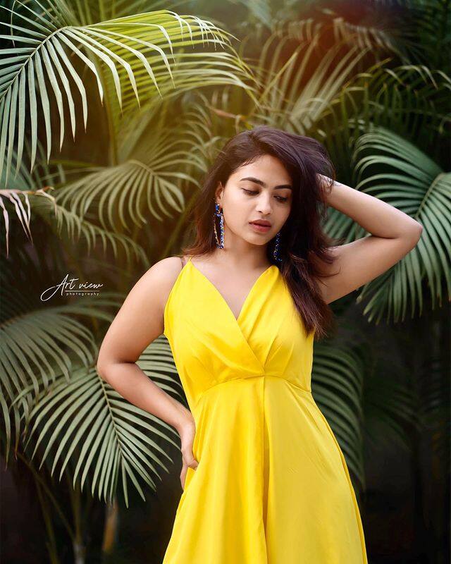 హారికను చూసిన ఫ్యాన్స్ ఫిదా అవుతున్నారు. (Photo Courtesy: Alekhya Harika Instagram)