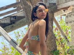 International Yoga Day 2022: रकुल प्रीत ने ऐसे मनाया योग दिवस, समंदर किनारे करती दिखीं योगासन