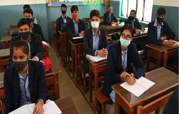 10th 12th Retotaling: 10, 12-ம் வகுப்பு மறுகூட்டலுக்கு நாளை முதல் விண்ணப்பிக்கலாம்- எப்படி?