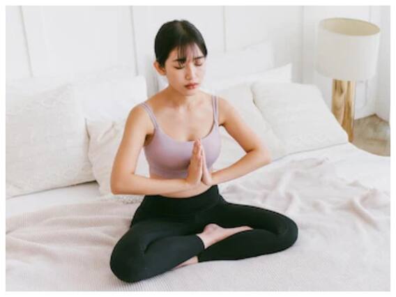 Best Time for Yoga: सुबह ही नहीं शाम को भी कर सकते हैं योगा, होंगे अनेक फायदे