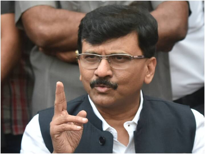 maharashtra political crisis shiv sena leader sanjay  raut  Maharashtra Politics: શિવસેનાના નેતા સંજય રાઉતનો ગંભીર આરોપ કહ્યું,  ગુજરાત પોલીસે બે ધારાસભ્યોને માર માર્યો 