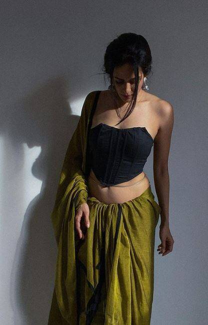 நெஞ்சுக்குள் பெய்திடும் மாமழை