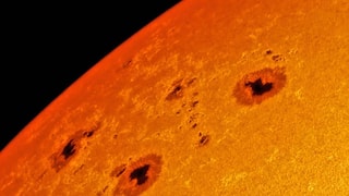 Sunspot : सूर्यावरील स्फोटाचा पृथ्वीवर होऊ शकतो परिणाम, जाणून घ्या संपूर्ण माहिती