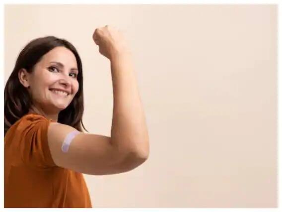 Weight Loss Remedies: Eat soaked raisins to control weight; extremely beneficial for women