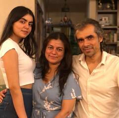 સુંદરતામાં મોડલને ટક્કર આપે છે Imtiaz Aliની દીકરી, બોયફ્રેન્ડ સાથે રોમાન્સને લઇને ચર્ચામા