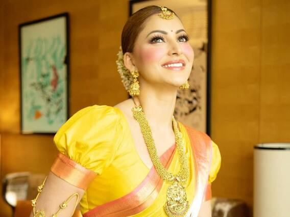 Urvashi Rauthela: పెళ్లి కూతురు ముస్తాబంటే ఇలా ఉండాలి, ఊర్వశి అదిరింది Urvashi Rauthela: పెళ్లి కూతురు ముస్తాబంటే ఇలా ఉండాలి, ఊర్వశి అదిరింది