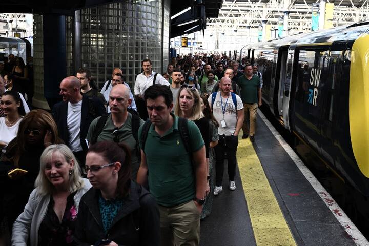 Meanwhile, due to a separate strike, the London Underground metro was also mostly closed, causing a great deal of inconvenience to passengers, according to a Reuters report.  (Image Source: AFP)