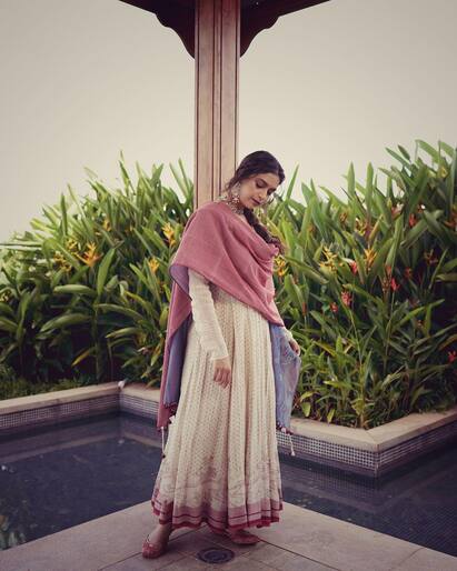 Actress Keerthy Suresh : சிலிக்கான் சிலையோ...நடிகை கீர்த்தி சுரேஷின் க்யூட் போட்டோஸ்... Actress Keerthy Suresh : சிலிக்கான் சிலையோ...நடிகை கீர்த்தி சுரேஷின் க்யூட் போட்டோஸ்...