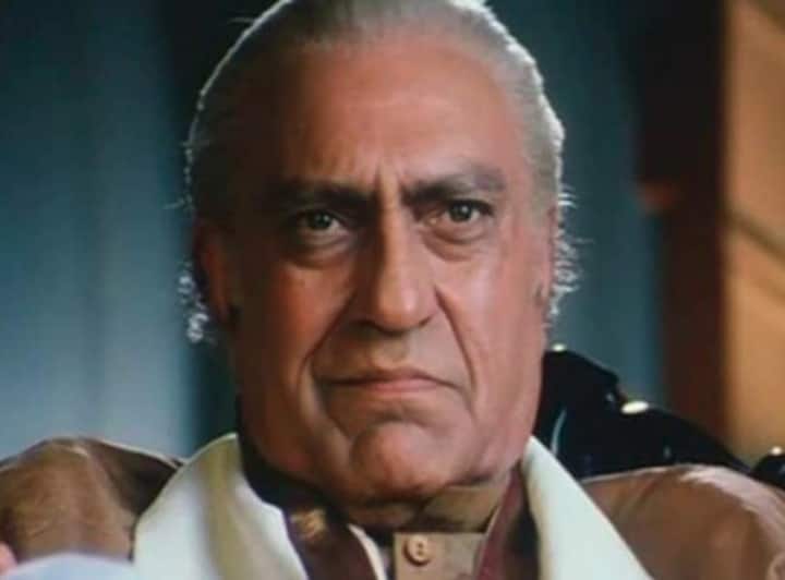 नायक: 'नायक' फिल्म में अमरीश पुरी ने भ्रष्ट नेता का किरदार निभाया था. फिल्म को काफी सराहा गया था.