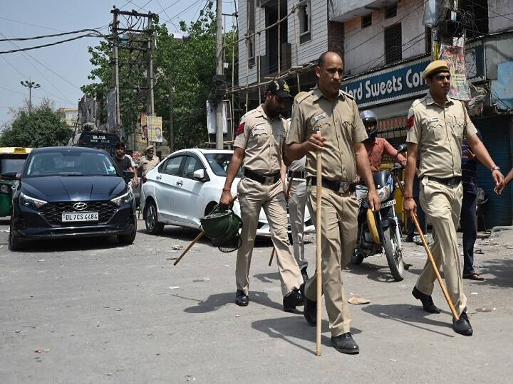 Delhi Shahdara District 5 Cops 1 Home Guard Stabbed Inside Police Station crime news spokesperson Suman Nalwa Delhi: 5 Cops, 1 Home Guard Stabbed Inside Police Station In Shahdara District