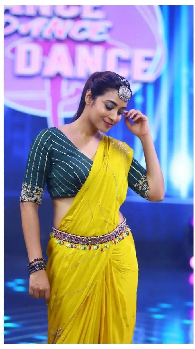 భానుశ్రీ అందమైన ఫోటోలు  -Image Credit:Bhanu Sree/Instagram