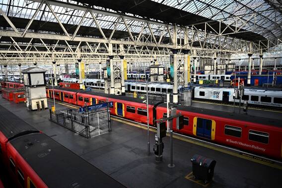 IN PICS | Deserted Stations, Clogged Roads: UK Rail Strike Causes Major Traffic Disruption