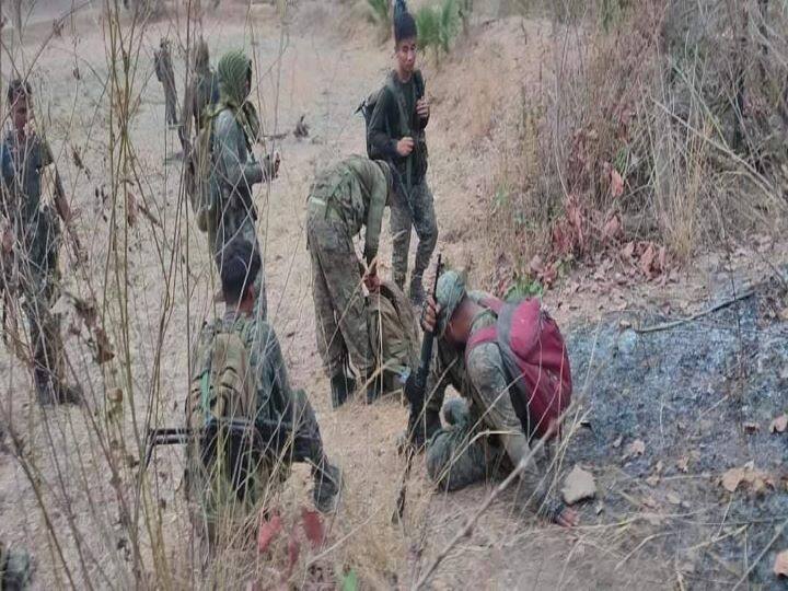 Chhattisgarh News: Encounter between DRG jawans and Naxalites in Bijapur, 1 Naxalite killed ANN Bijapur News: छत्तीसगढ़ के बीजापुर में नक्सलियों के साथ DRG जवानों की  मुठभेड़, एक इनामी नक्सली  ढेर