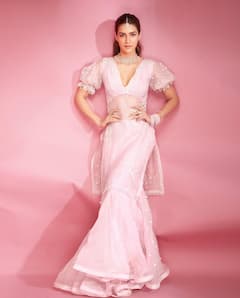 Kriti Sanon And Her Love For Shades Of Pink