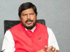 Ramdas Athawale : 'बाळासाहेब ठाकरे यांचे खंदे, आमच्या सोबत येत आहेत एकनाथ शिंदे', रामदास आठवलेंची शिवसेनेतील बंडावर कविता