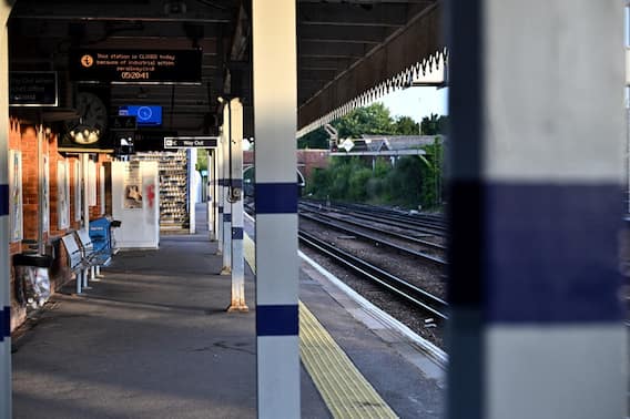IN PICS | Deserted Stations, Clogged Roads: UK Rail Strike Causes Major Traffic Disruption
