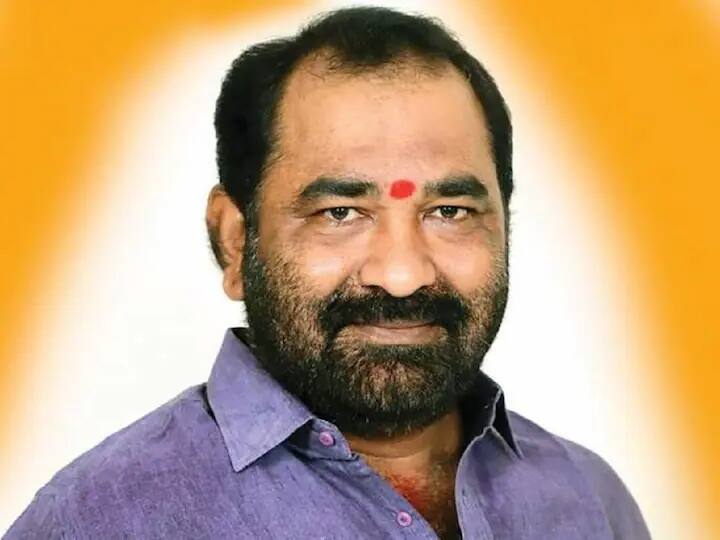 Maharashtra Political Crisis: नाटकीय अंदाज में सूरत से महाराष्ट्र पहुंचे शिवसेना विधायक, सुनाई पूरी कहानी Maharashtra News, Two Shiv Sena MLAs fled from Eknath Shinde's camp and reached Maharashtra Maharashtra Political Crisis: नाटकीय अंदाज में सूरत से महाराष्ट्र पहुंचे शिवसेना विधायक, सुनाई पूरी कहानी