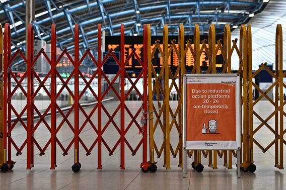 IN PICS | Deserted Stations, Clogged Roads: UK Rail Strike Causes Major Traffic Disruption